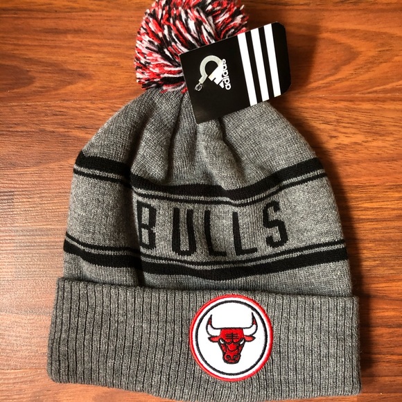 Bulls Gray Beanie/ Skullcap/ Hat - Picture 1 of 4